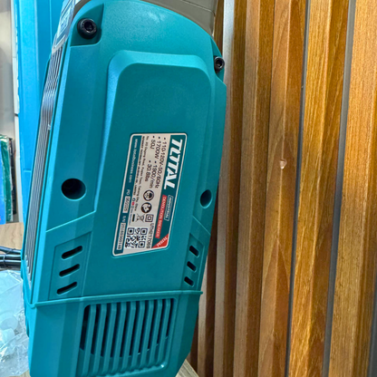 Demoledor Industrial TOTAL SDS HEX 1700W – 50J con Maletín y Cinceles