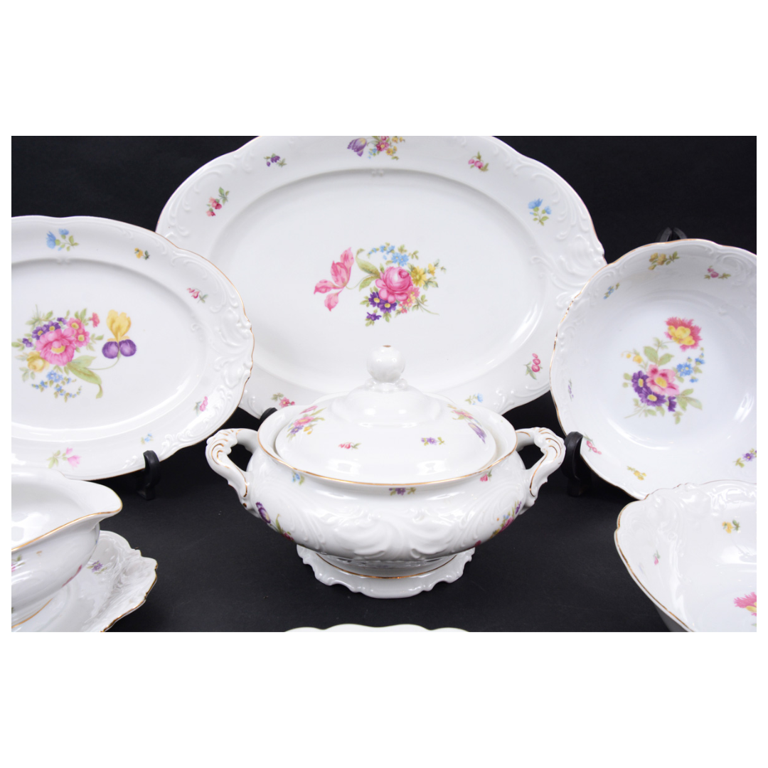 Kit Cocina KPM de Porcelana Polonesa – 111 Piezas con Detalles en Oro