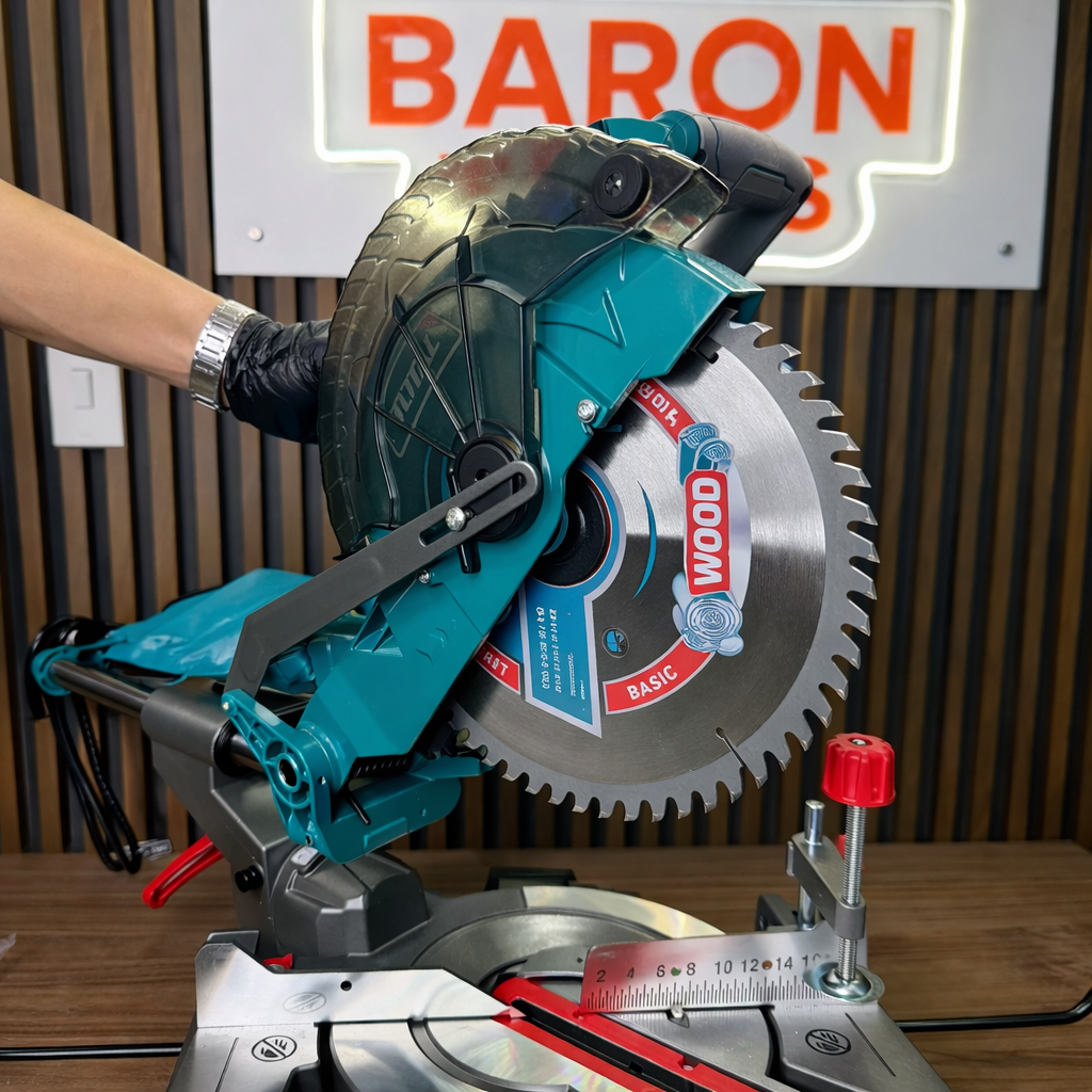 Sierra Ingleteadora Telescópica TOTAL 10” 1800W Industrial
